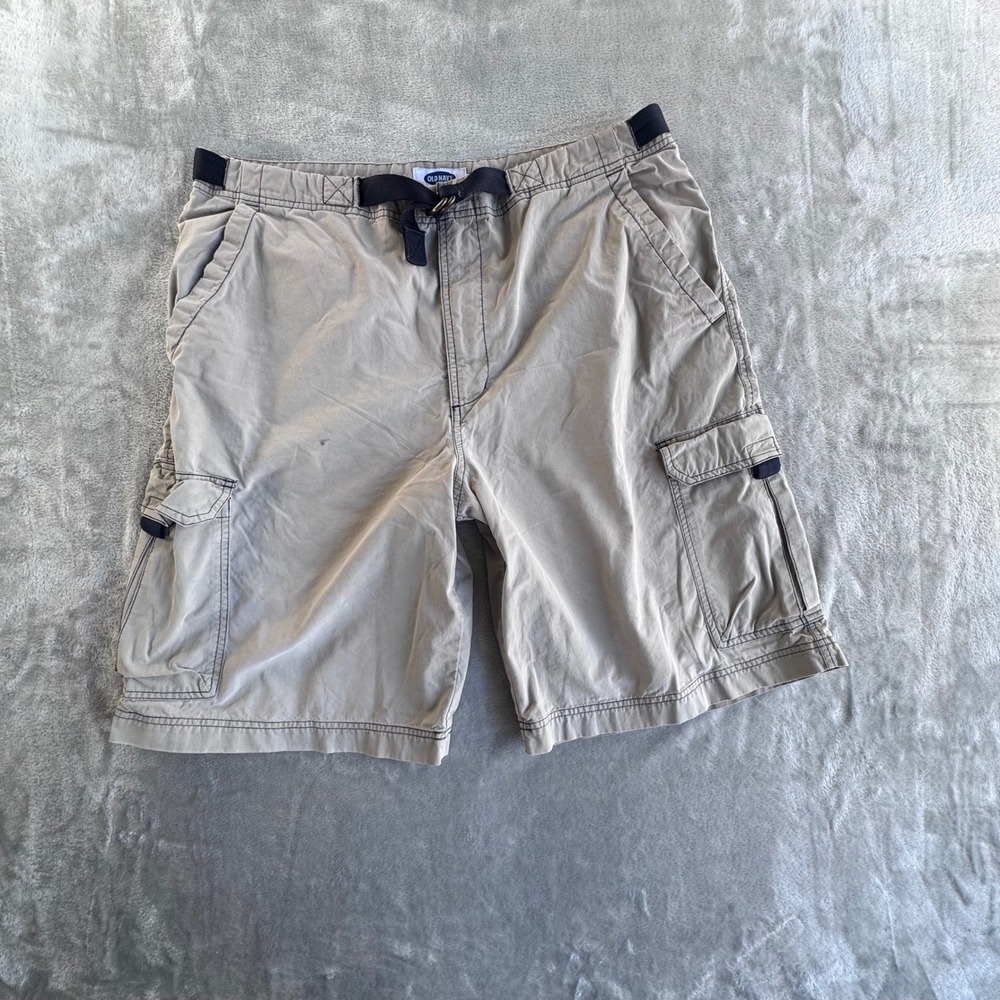 Old Navy Cargo Shorts Mens 38‎ Khaki Utility Hiking Outdoors Belted Cotton 10 In